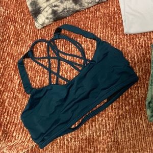 Lululemon sports bra